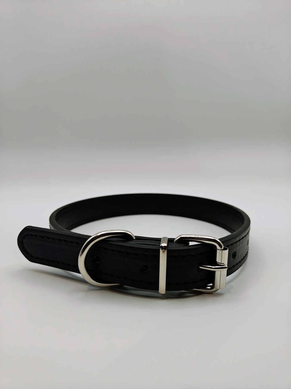 Premium Engraved Faux Leather Pet Collar ✨🐾