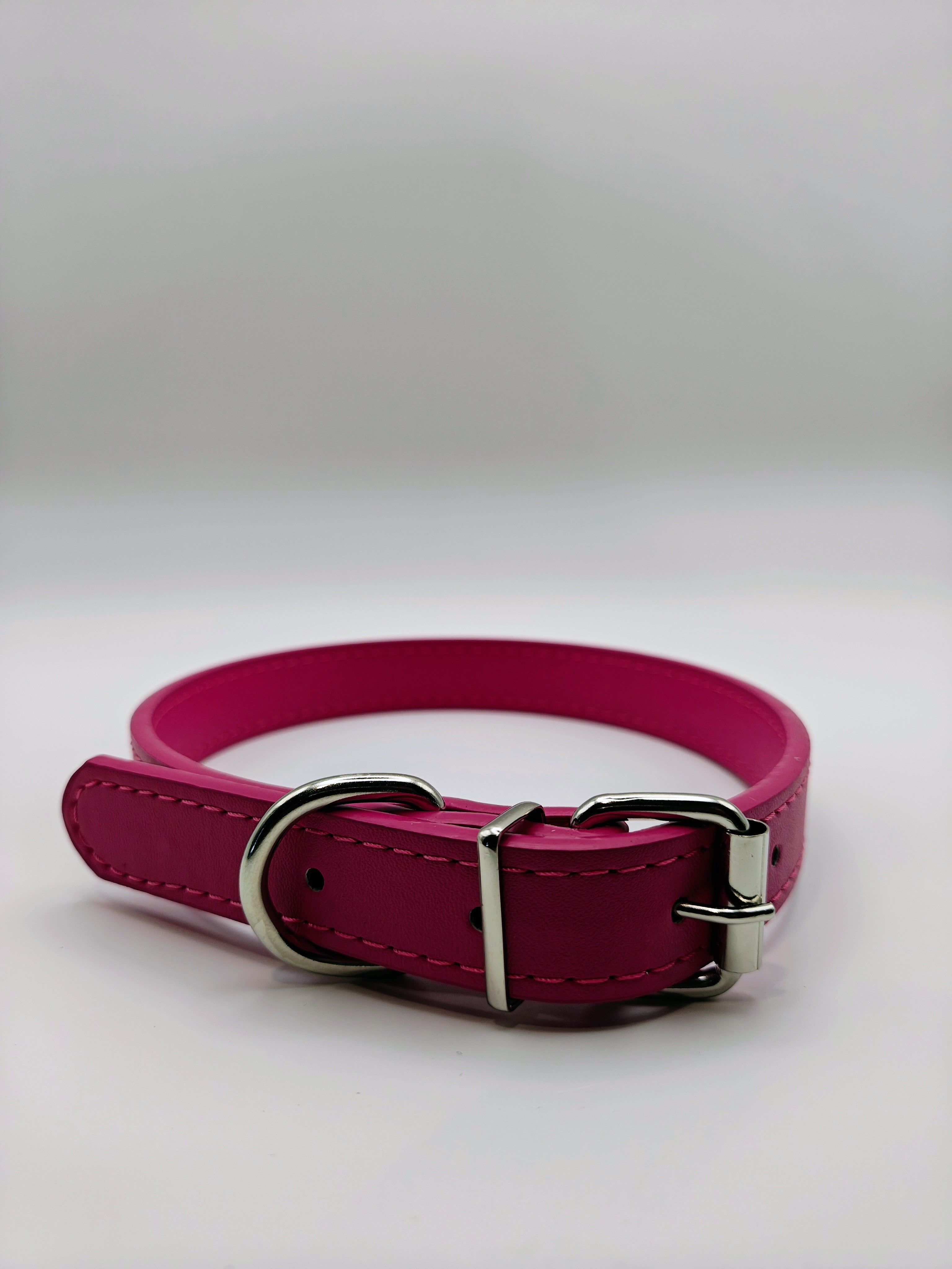 Premium Engraved Faux Leather Pet Collar ✨🐾