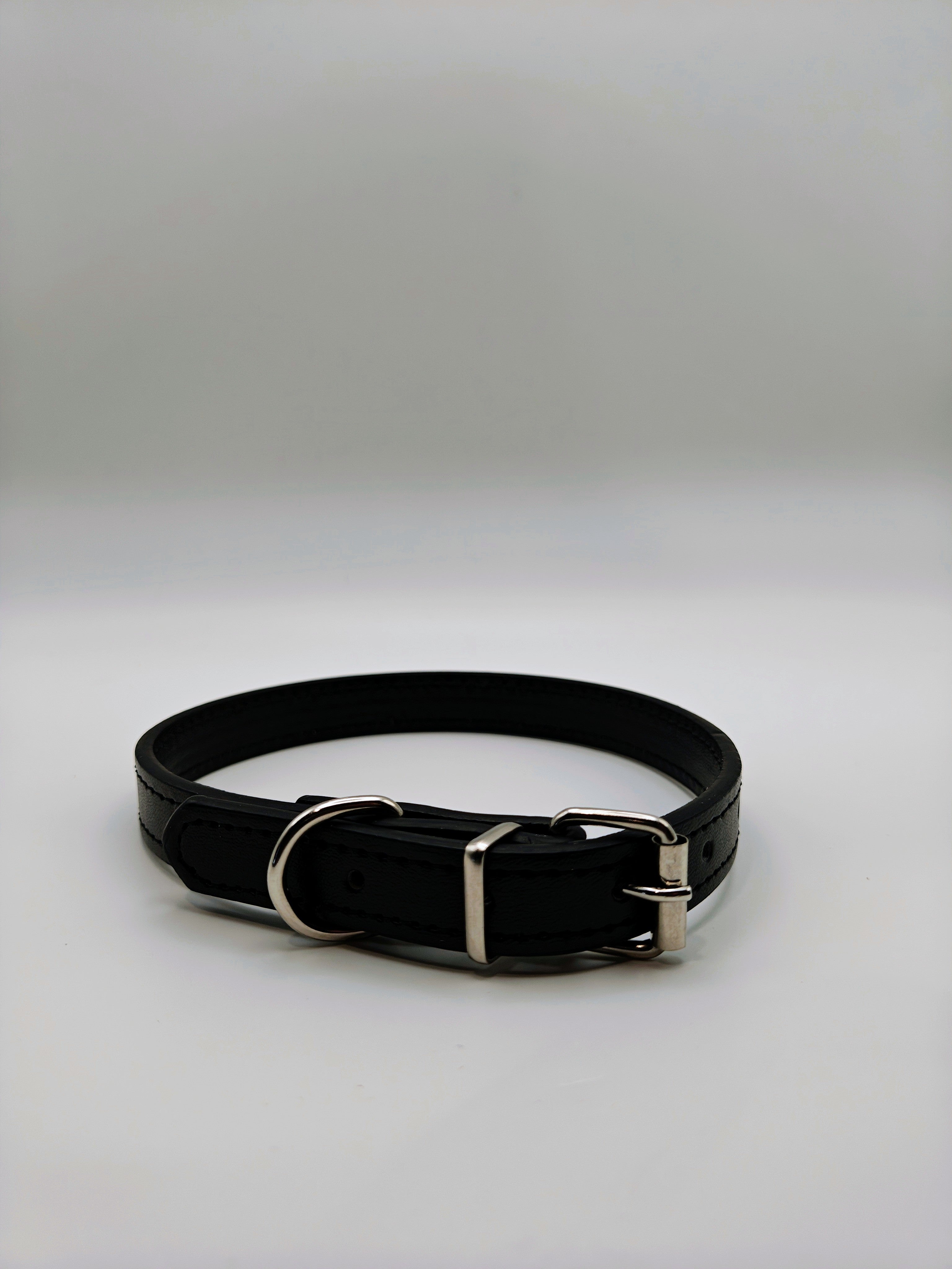 Premium Engraved Faux Leather Pet Collar ✨🐾